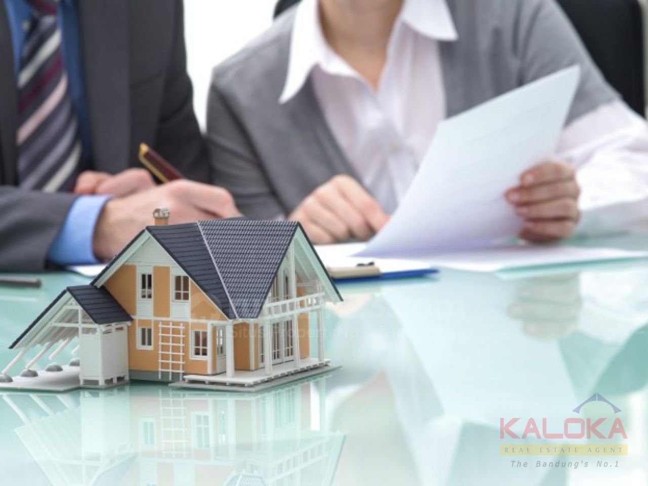 10 TIPS Memilih Agen Properti Terpercaya