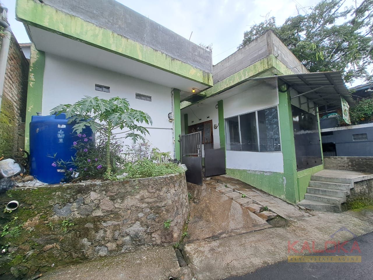 Kontrakan 11 Pintu diatas Deposito Bank di Ujung Berung